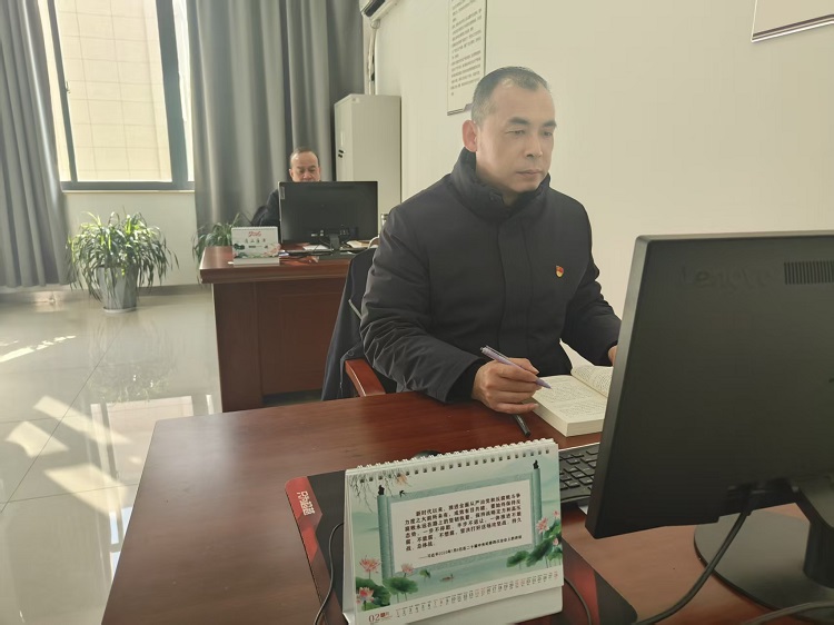 新春送“廉”历 清风扬正气